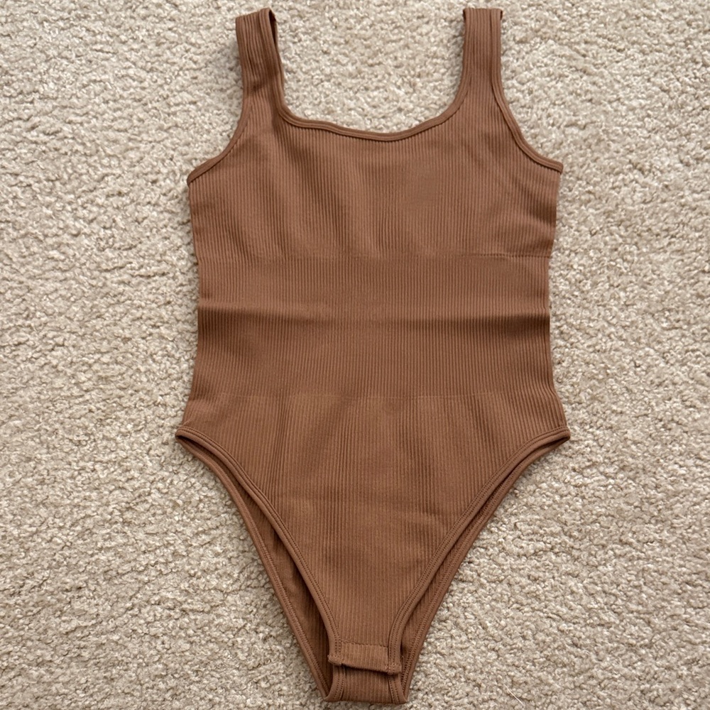 BNWOT Ribbed Brown Bodysuit